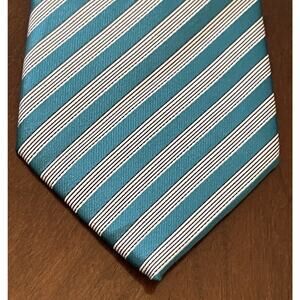 Johnson Brothers Green 100% Polyester Men’s Neck Tie Made In China